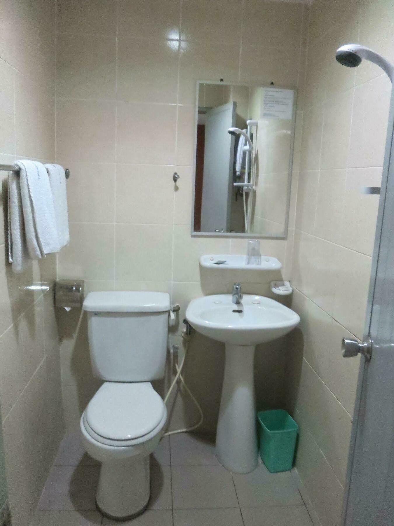Wah May Hotel Κότα Κιναμπαλού Εξωτερικό φωτογραφία
