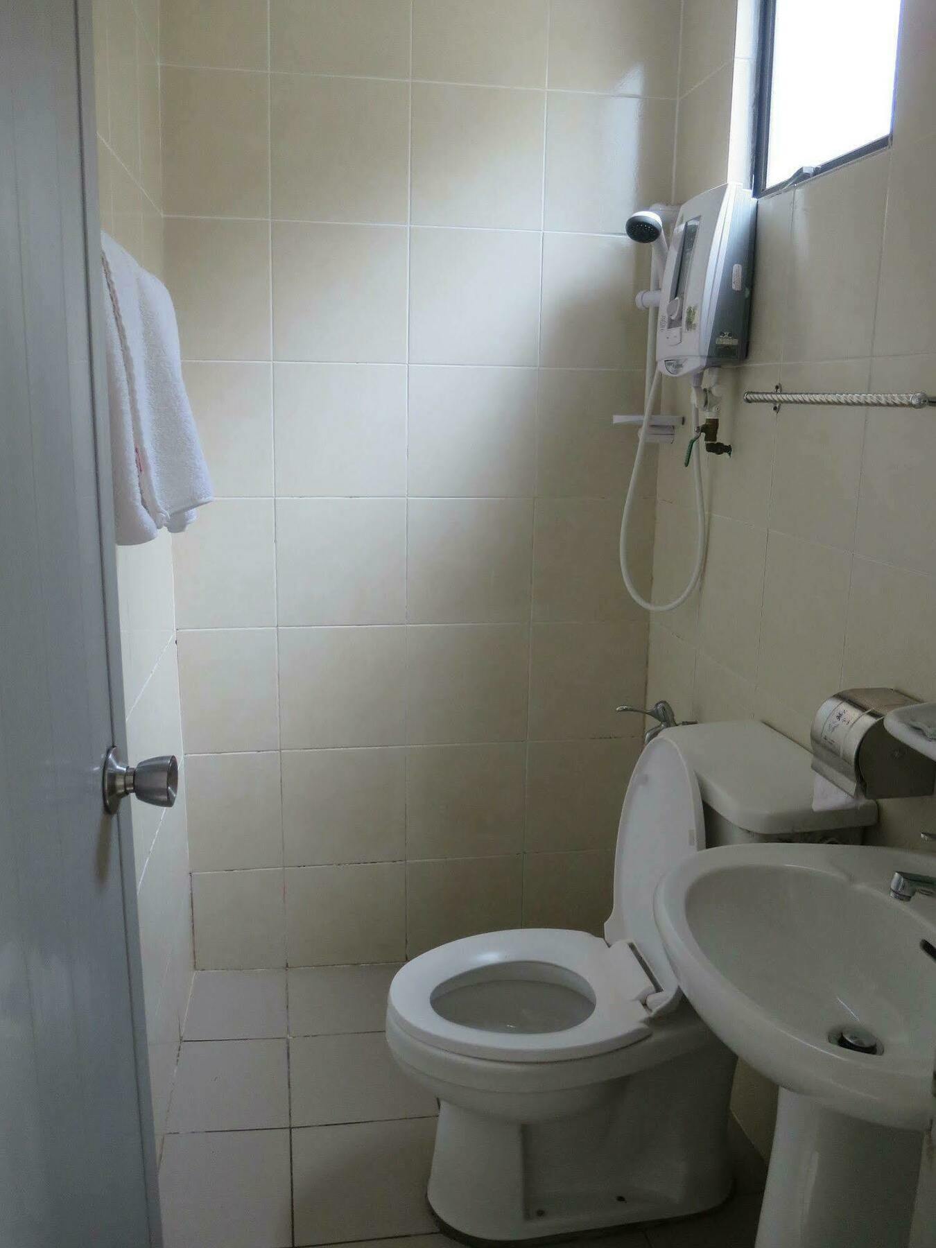 Wah May Hotel Κότα Κιναμπαλού Εξωτερικό φωτογραφία